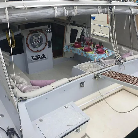 Relax Su Catamarano 圣雷默
